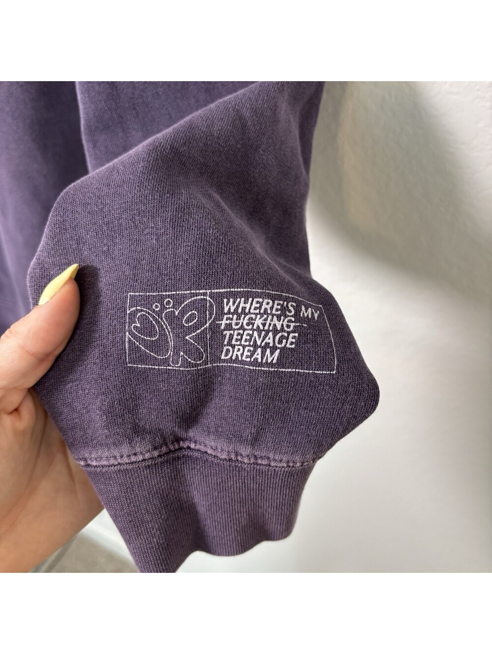 Olivia Rodrigo Teenage Dream Purple Graphic Sweatshirt Size XL Concert Merch - Picture 3 of 6
